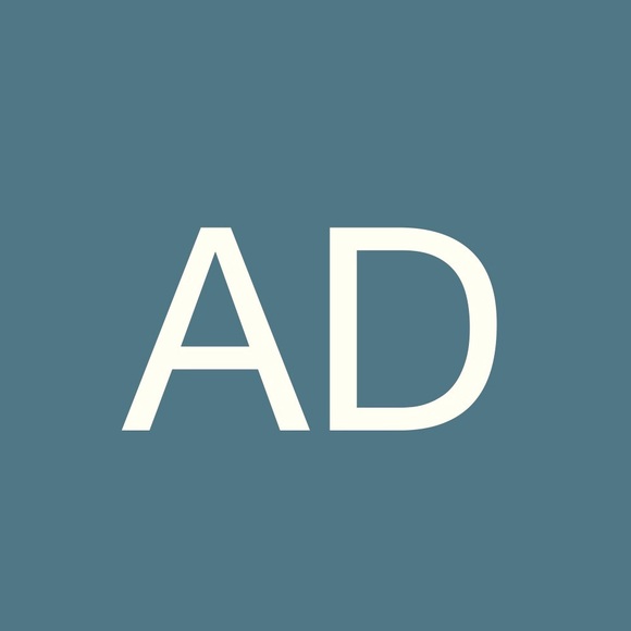 Meet your Posher, Alexandra - Picture 3 of 3